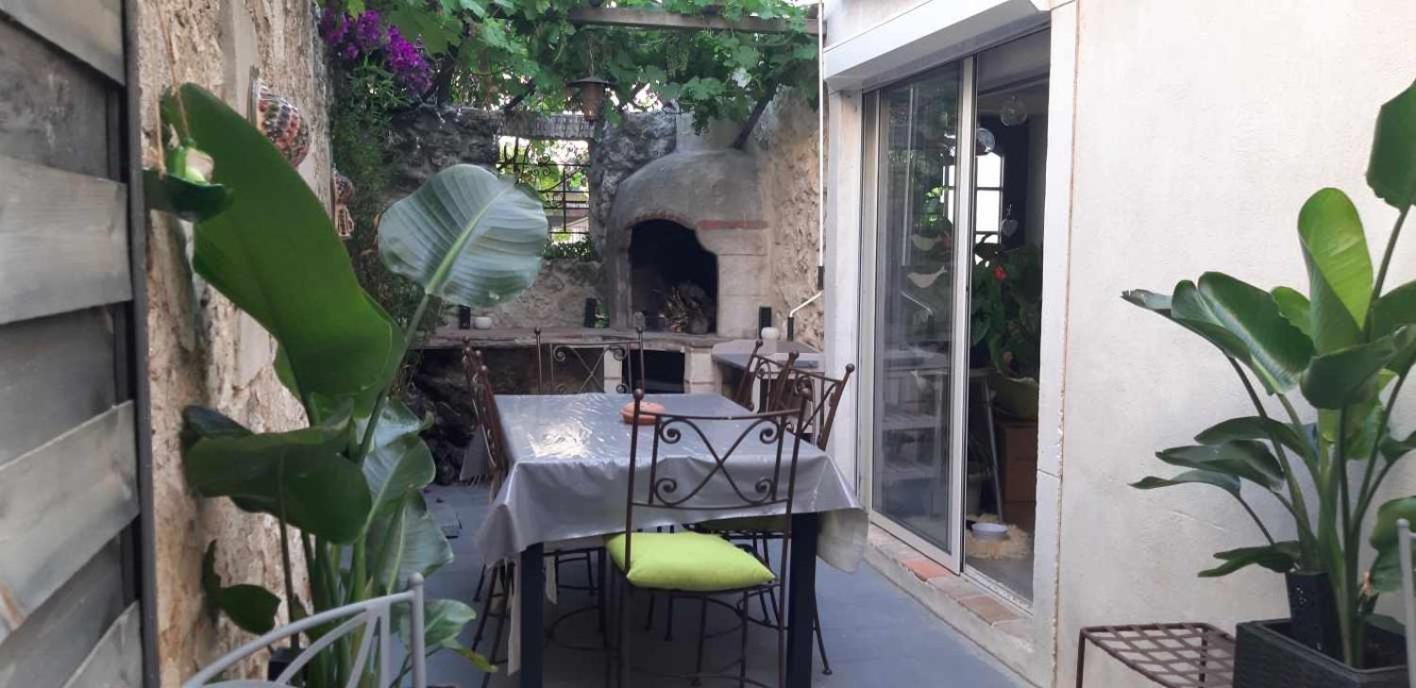 Maison Cuxac-d'Aude ภายนอก รูปภาพ